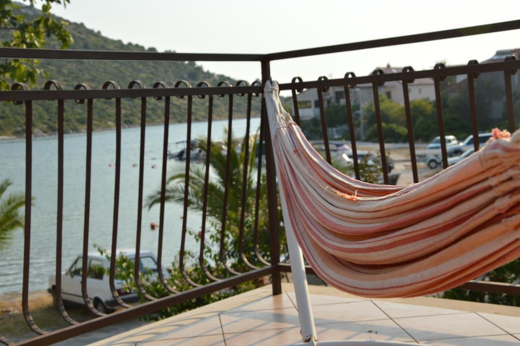 Holiday House Maja Podglavica Esterno foto