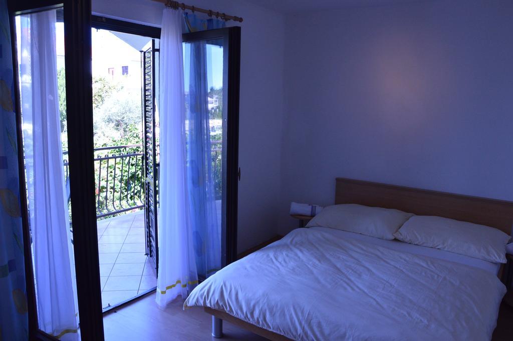 Holiday House Maja Podglavica Esterno foto
